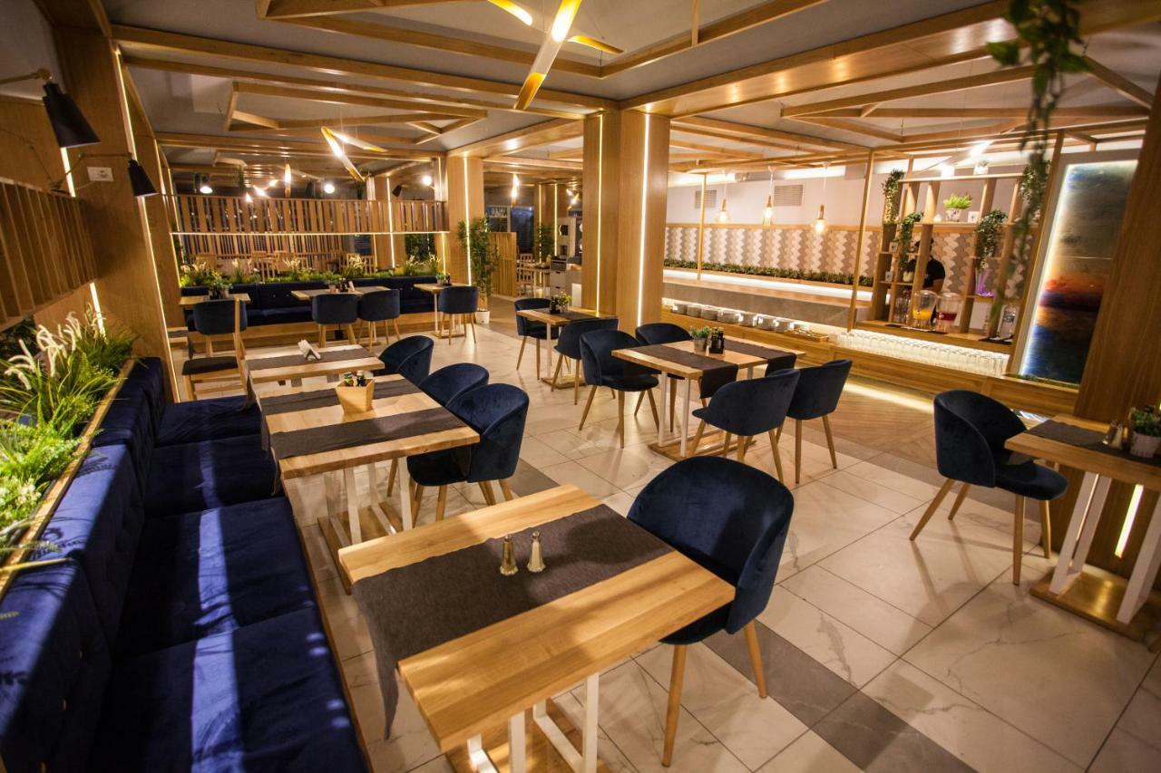 Aqvatonic Hotel - Steaua De Mare Eforie Nord Ngoại thất bức ảnh